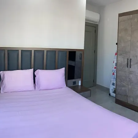 Adelaida 2 Bedrooms *